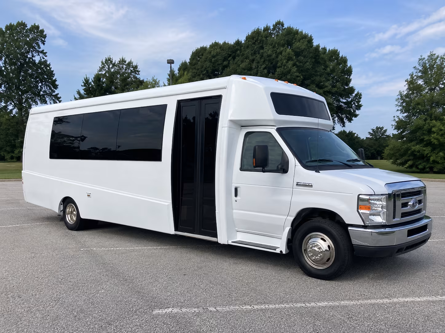 caldwell 18 passenger party bus