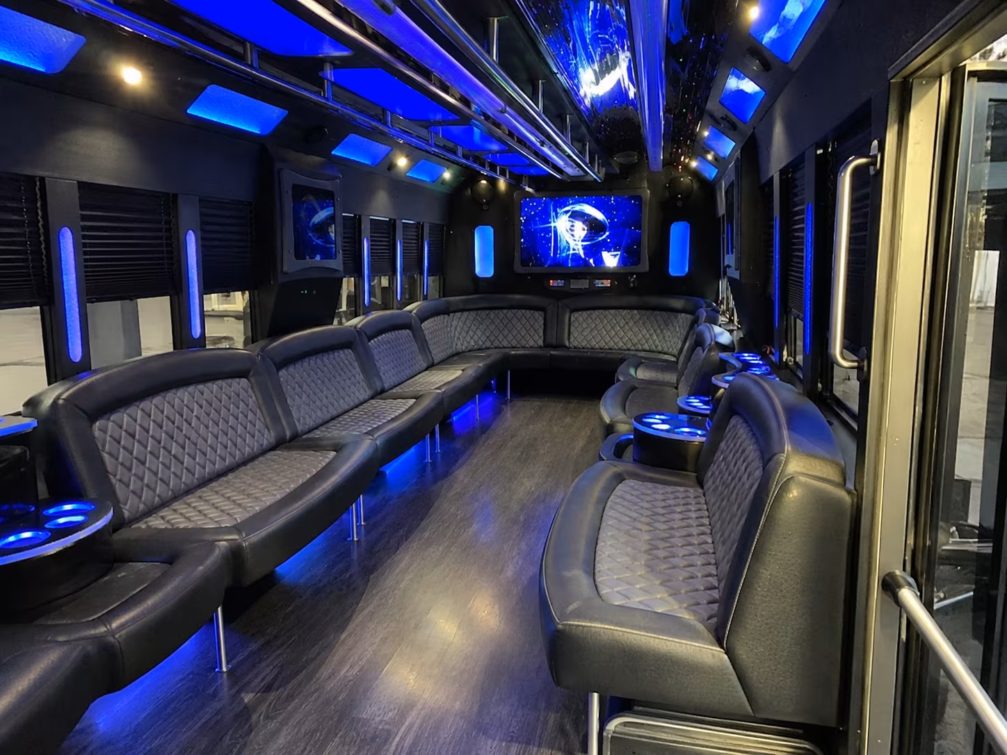 caldwell 28 passenger party bus interior
