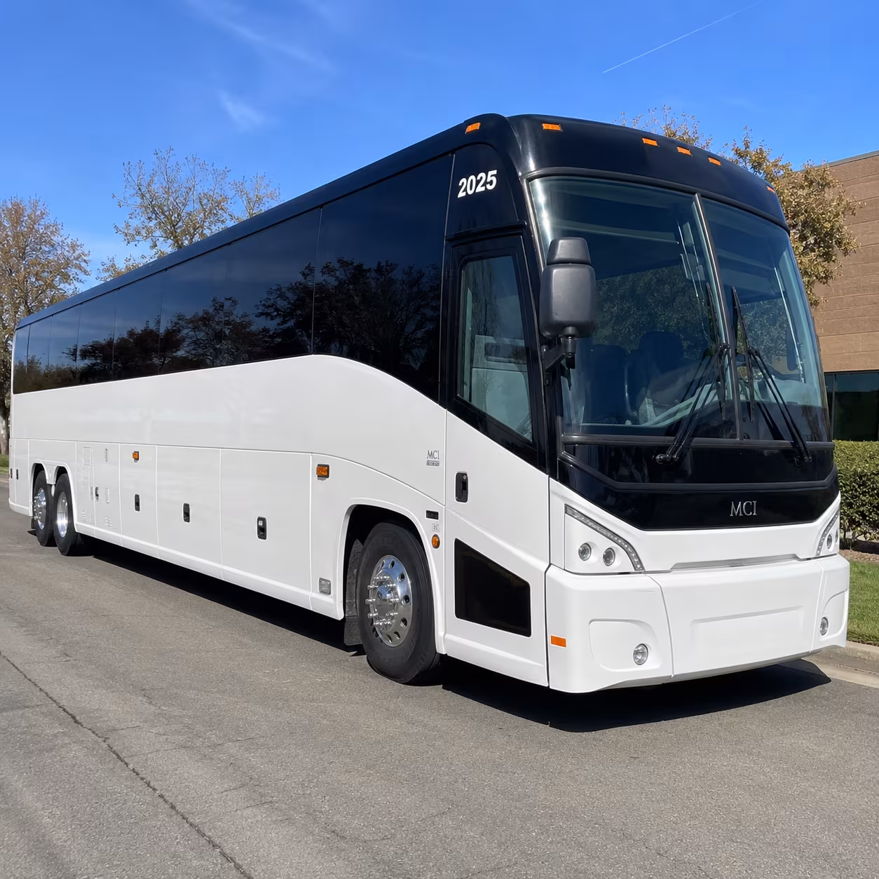 charter buses for caldwell high school and college campus field trips