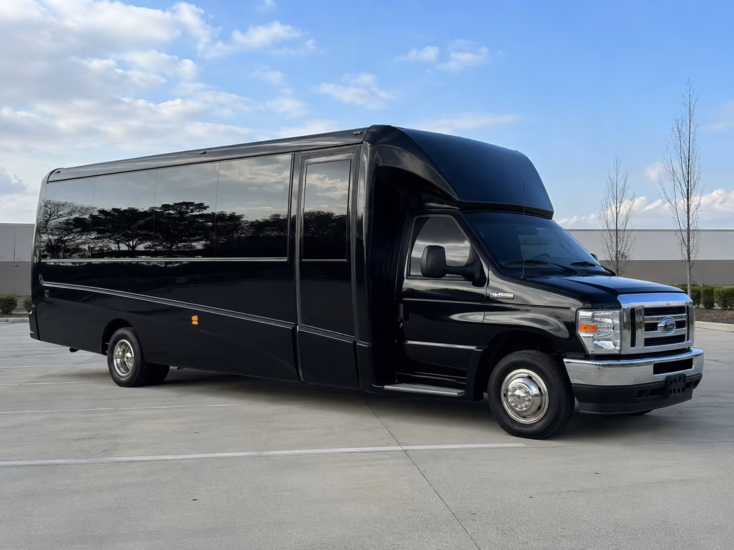 employee shuttle buses for caldwell businesses and industrial campuses