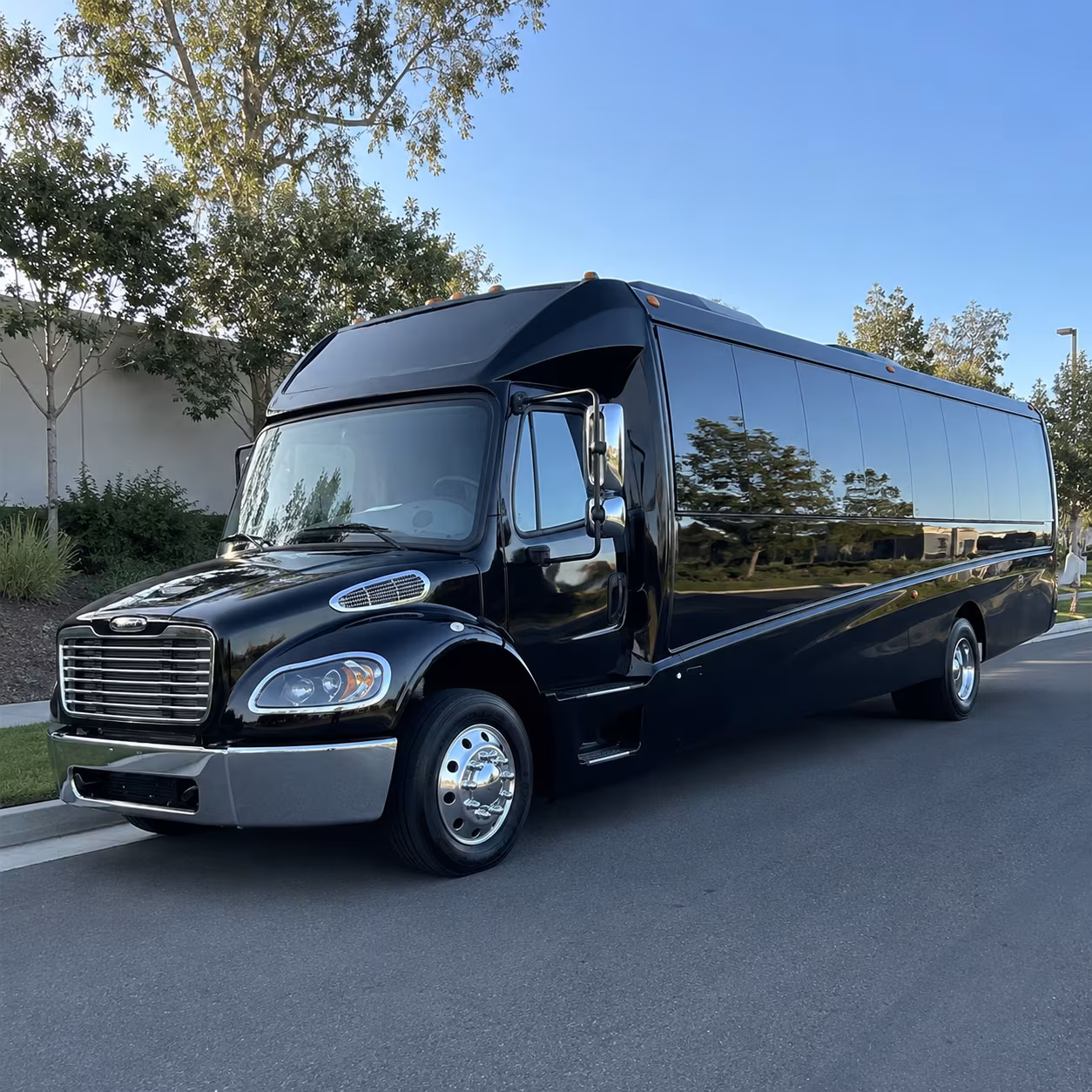 find the perfect transportation for your next corporate event 3