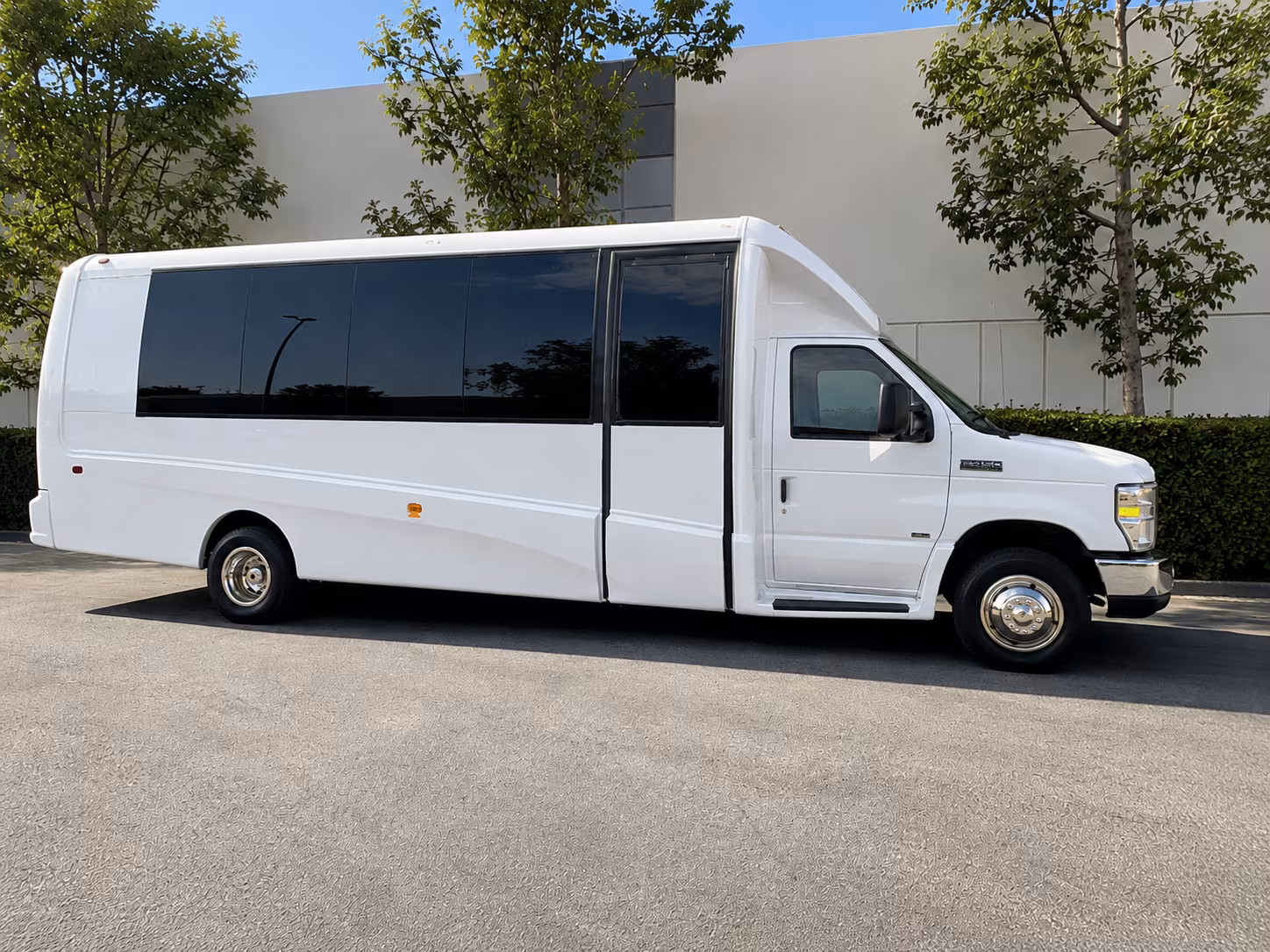 find the perfect transportation for your next school field trip 1