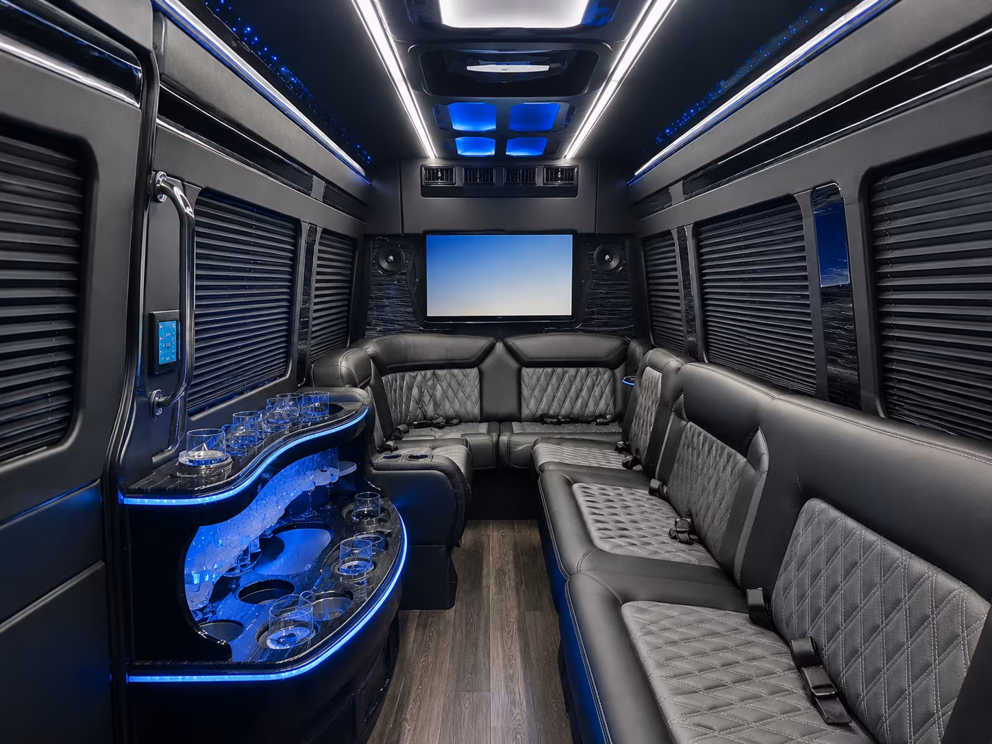 pre prom dinner bus rentals around caldwell and the treasure valley